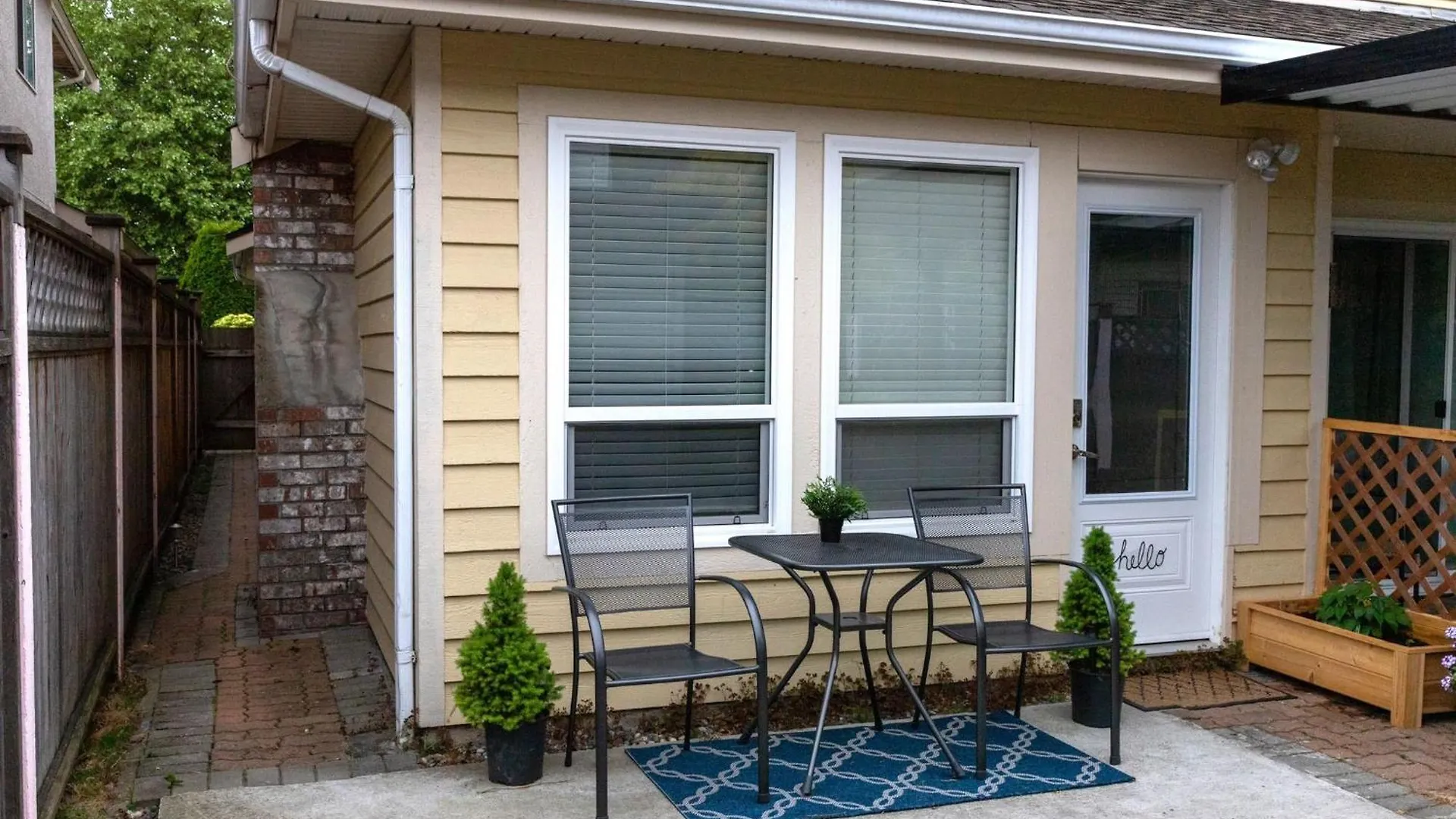 Homey Private 1 Bed 9 Min Yvr/Transit/Restaurants Richmond 0*,  Canada